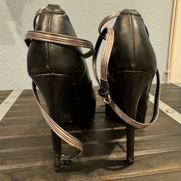 ALDO Heels with straps - Picture 5 of 9